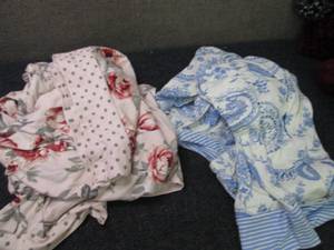 2 Pairs Ladies Medium Pajamas...