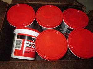 lot 18 image: 63lbs tubs of dap wallboard joint ...