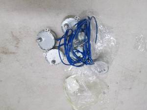 lot 41 image: 6 new turntable motors ...