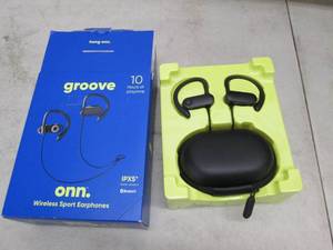 lot 55 image: onn groove wireless head phones ...
