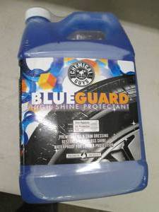 lot 124 image: gallon of blueguard high shine prot...