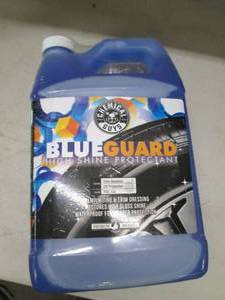 lot 125 image: gallon of blueguard high shine prot...