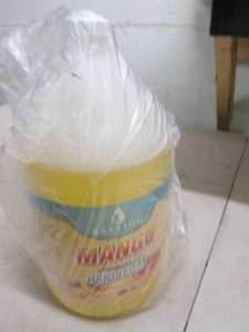 lot 132 image: 1 gallon mango foaming hand soap lo...