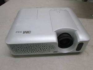 lot 230 image: 3m lcd projector  no power cord...
