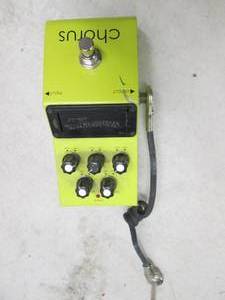 lot 253 image: starcaster by fender chorus ...