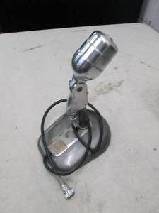 lot 257 image: atlas stream liner mic stand welec...