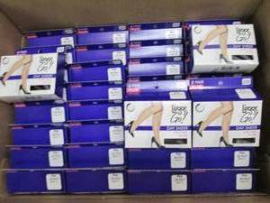 lot 266 image: leggs to go day sheer knee highs pl...
