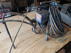 lot 427 image: GRACO 395st Electric Paint Sprayer - Unit Powers On, No Further Testing Performed