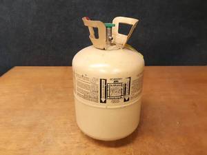 lot 380 image: 27 LBS NET R-409a Freon  Refrigerant Tank