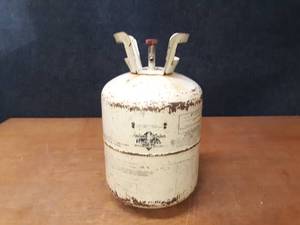lot 383 image: 23 LBS NET R-414a Freon  Refrigerant Tank