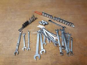 lot 453 image: Craftsman Sockets, Blue Point Wrenches and More Hand Tools