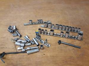 lot 361 image: Large Lot of Snap-On Sockets - 38 & 14 Drive - Metric & Standard