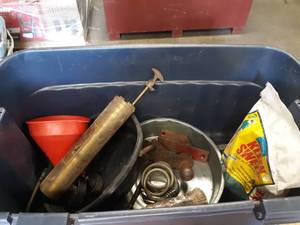 lot 536 image: Large Lot of Garage Items - Creeper, Oil Pans, Hitch, Grease Guna and More - Includes Tote