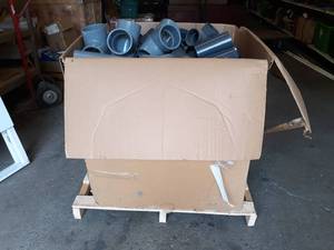 lot 542 image: Large Pallet of PVC Pipe Fittings - Sch40 & Sch80  Some Conduit - Sizes from 2 to 5 Diameter