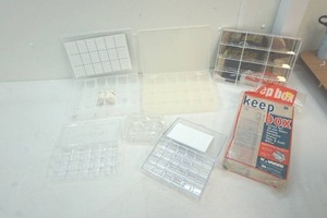 Plastic organizers