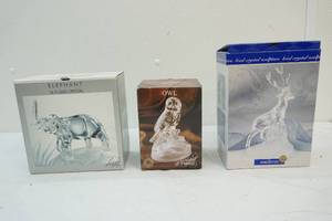 Glass figures NIP