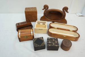 Wooden keepsake boxes