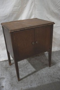 Cabinet table