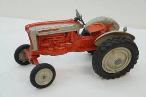 Ford scale tractor