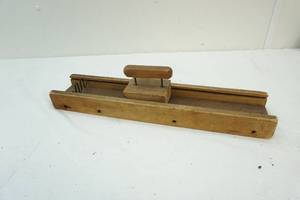 Vintage vegetable slicer