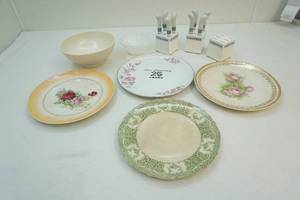 Knives, bowl, plates