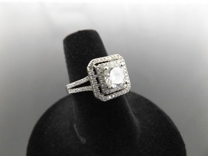 lot 51 image: .925 Sterling Silver Cut Crystal Zirconia Ring Size 6