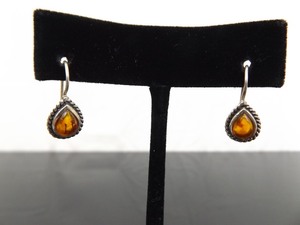 lot 81 image: .925 Sterling Silver Amber Pear Cabochon Hook Earrings
