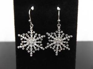 lot 92 image: .925 Sterling Silver Snowflake Crystal Dangle Hook Earrings