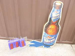 Labalt Blue 17 x 28 tin sign. Has a few dings & smoke dirty. As shown.