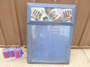 Miller Lite reader board. Tested & works. Used condition. Could use a good cleaning. 20 x 29. As shown.