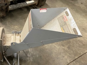 lot 40 image: Craftsman Chipper  Shredder