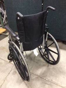 lot 16 image: MSRP $600 Invacare 9000xt Lightweight Collapsible 18 Seat Wheelchair - Good Condition