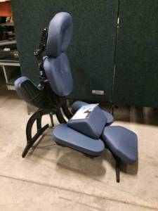 lot 31 image: MSRP $500 EARTHLITE Portable Massage Chair AVILA II - Premium Folding SpaMassageTattoo Chair Includes Rolling Carry Case - Great Condition