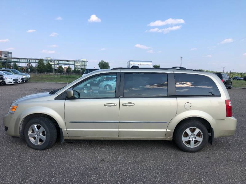 2010 Dodge Grand Caravan SXT - 2 OWNER
