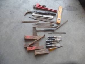 lot 31 image: Wood Chisels & Splitter Wedges