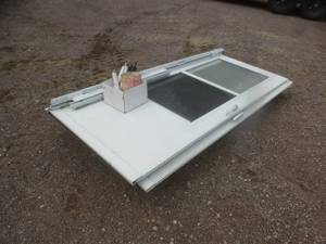 lot 9 image: Storm Doors x 4