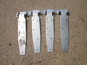 (TRLR) Lot of 4 Large Heavy Duty Do...