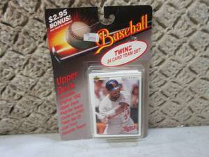 (E-1) 1992 Upper Deck Minnesota Twi...