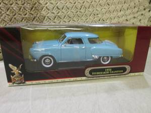 (C-4) Die-Cast Metal 1950 Studebake...