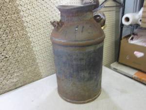 (RMBC) Vintage Milk Can No Lid 24 ...