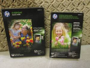 (EC1) 2 Boxes of HP Photo Paper...