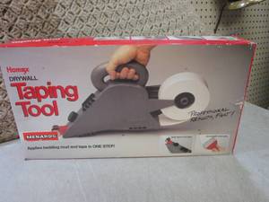 (EW5) Drywall Taping Tool...
