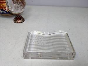 lot 115 image: US Flag Paperweight & Russian Influenced Knicknacks
