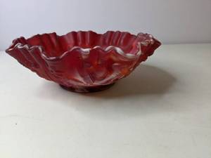 lot 181 image: Red Imperial Slag Glass Rose Bowl