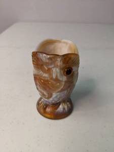 lot 163 image: Caramel Imperial Slag Glass Owl Sugar Bowl