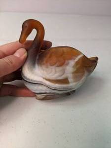 lot 169 image: Caramel Imperial Slag Glass Swan CandyJewelry Dish