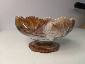 lot 170 image: Caramel Imperial Slag End O Day Glass Footed Bowl - Large