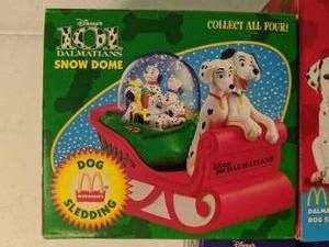 lot 130 image: Lot of (4) Disneys 101 Dalmatians Snow Domes from McDonalds (12)