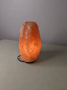 lot 366 image: Calming Natural Salt Lamp