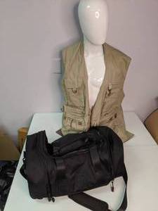 lot 249 image: Adventure is Calling Lot - Vest & Duffel